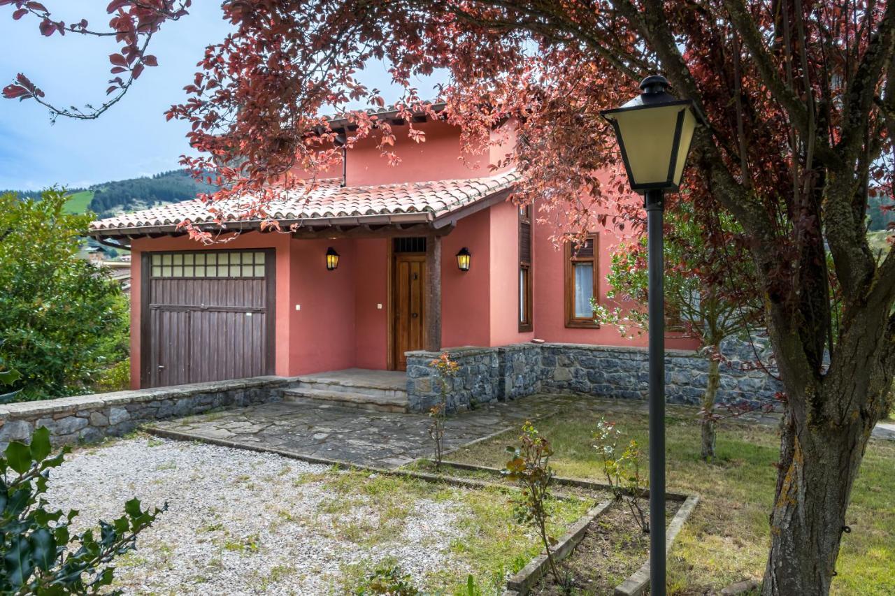 Exclusivo Chalet En Потес Экстерьер фото