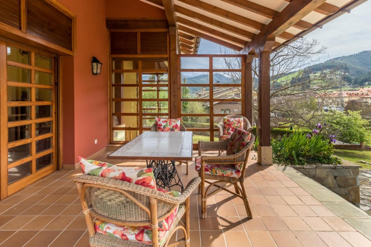 Exclusivo Chalet En Потес Экстерьер фото
